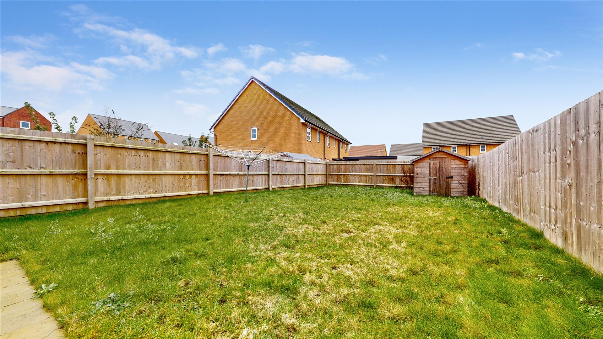 Defiance Avenue, Brooklands, Milton Keynes